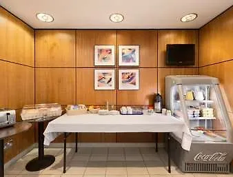 Days Inn Peterborough 
